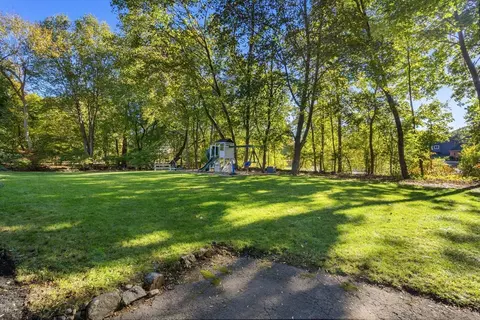 Exterior - 404 Arlington St, Acton, MA 01720 photo 6 of 7