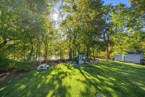 Exterior - 404 Arlington St, Acton, MA 01720 photo 3 of 7