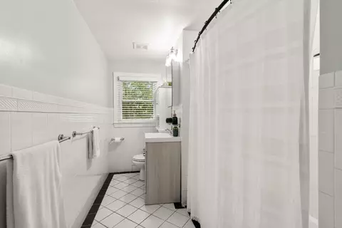 Bath - 404 Arlington St, Acton, MA 01720 photo 1 of 3
