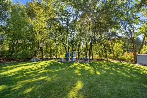 Exterior - 404 Arlington St, Acton, MA 01720 photo 1 of 7