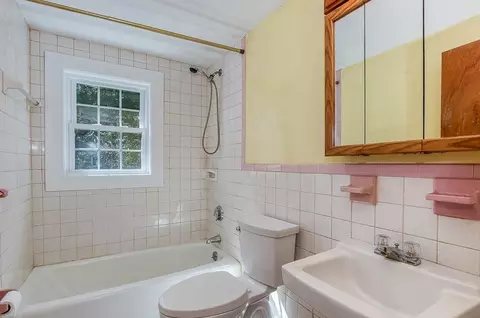 Bath - 85 Lancaster Rd #85, Dedham, MA 02026 photo 2 of 2