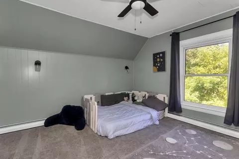 157 Pendleton Ave, Chicopee, MA 01020 photo 13