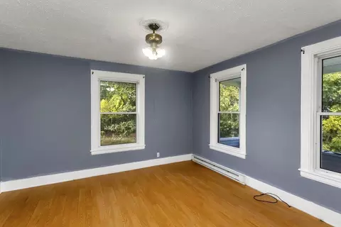 157 Pendleton Ave, Chicopee, MA 01020 photo 31