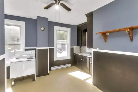 157 Pendleton Ave, Chicopee, MA 01020 photo 19