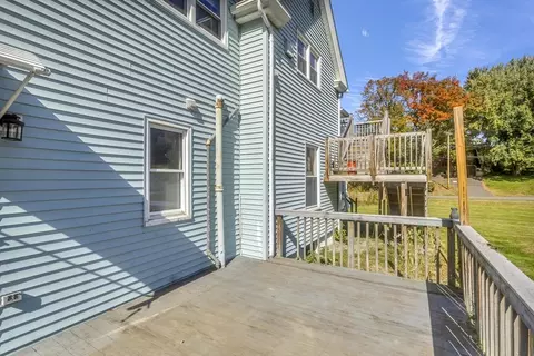 157 Pendleton Ave, Chicopee, MA 01020 photo 34