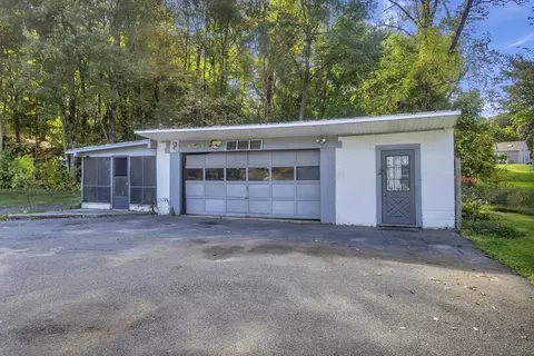 157 Pendleton Ave, Chicopee, MA 01020 photo 39