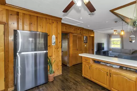 157 Pendleton Ave, Chicopee, MA 01020 photo 8