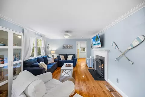 18 Katian Way, Mashpee, MA 02649 photo 2