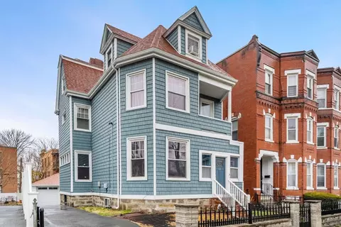 22 Alaska St, Boston, MA 02119
