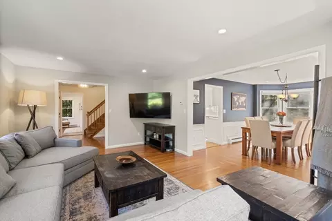 Living - 4 Beechwood Dr, Walpole, MA 02071 photo 2 of 3