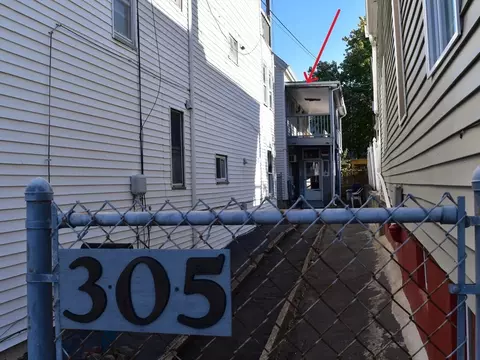 305 Lexington St # R, Boston, MA 02128
