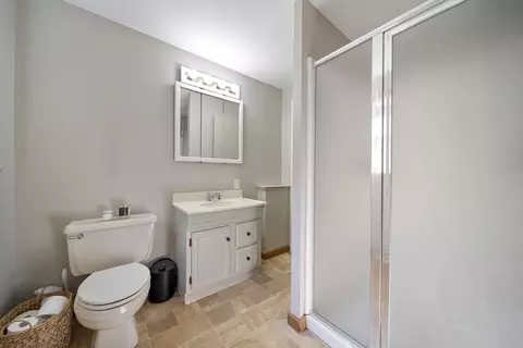 Bath - 41 Searle St, Georgetown, MA 01833 photo 2 of 2