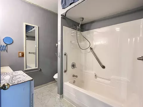 30 Epping St, Lowell, MA 01852 photo 10