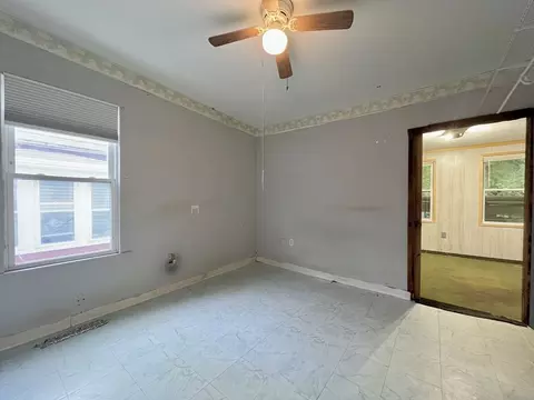 30 Epping St, Lowell, MA 01852 photo 11