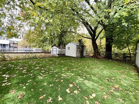 30 Epping St, Lowell, MA 01852 photo 18