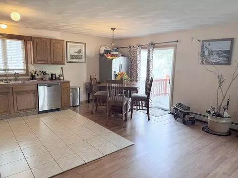 102 Vestal St, Fall River, MA 02720 photo 5