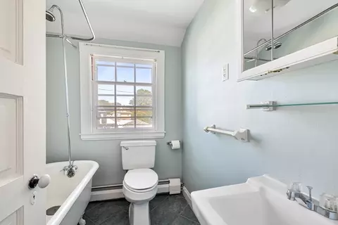 1247 Highland Ave, Fall River, MA 02720 photo 28