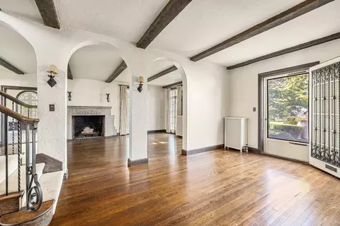 1247 Highland Ave, Fall River, MA 02720 photo 3