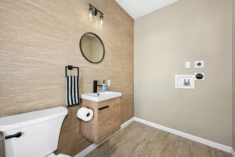 Bath - 13 Arthur St #13, Maynard, MA 01754 photo 1 of 3
