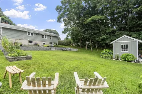 4 S Edlin St, Worcester, MA 01603 photo 8