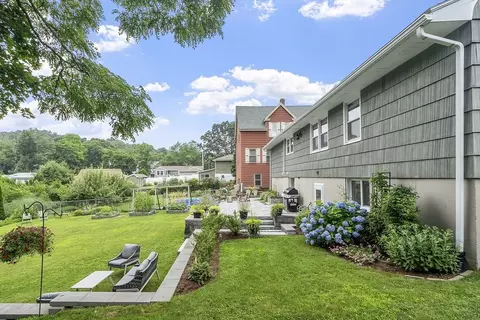 4 S Edlin St, Worcester, MA 01603 photo 5