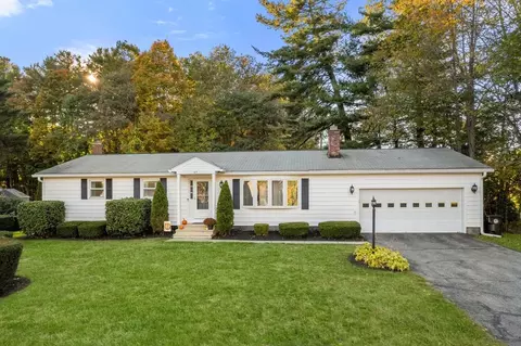 47 Chapel St, Holden, MA 01520