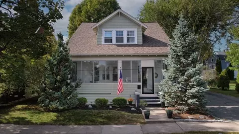 20 Clyde St, Fitchburg, MA 01420