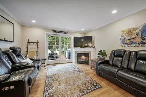 20 Collins St #B, Danvers, MA 01923 photo 11