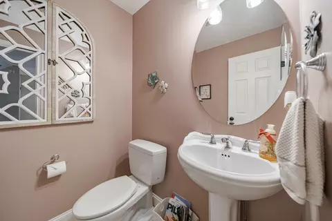 20 Collins St #B, Danvers, MA 01923 photo 13