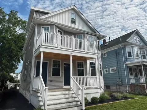 10 Lewis St #PH, Medford, MA 02155
