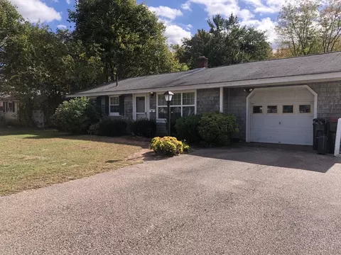 35 Ida Ave, Brockton, MA 02302