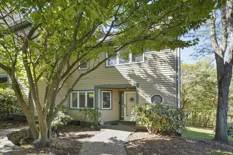 29 Lebeaux Dr #29, Shrewsbury, MA 01545