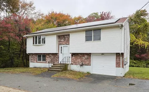 70 Marlborough Rd, Salem, MA 01970