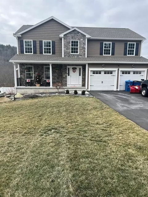 12 Upper Palmer Rd, Monson, MA 01057