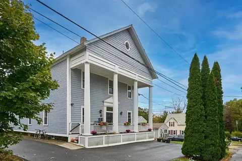 12 Parker Ave # A, Northfield, MA 01360