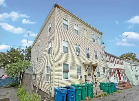 8 Cherry St, Lowell, MA 01852 photo 17