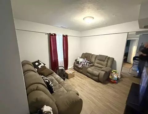 8 Cherry St, Lowell, MA 01852 photo 10
