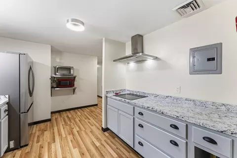 193 Roy St, Springfield, MA 01104 photo 12
