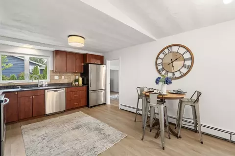 8 Clara Rd, Framingham, MA 01701 photo 3