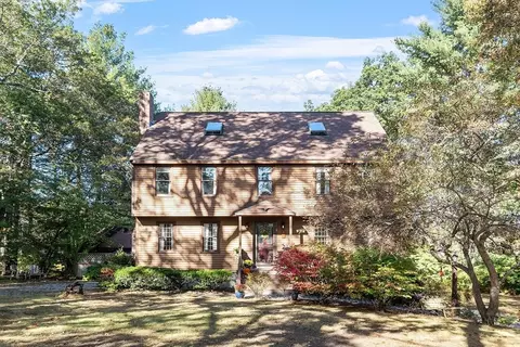 2 Winston Ave, Wilmington, MA 01887