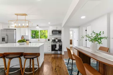 8 Colonial Rd, Milford, MA 01757