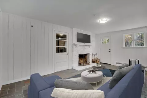 20 Pomeroy Meadow Rd, Easthampton, MA 01027 photo 12