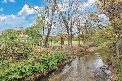 20 Pomeroy Meadow Rd, Easthampton, MA 01027 photo 37