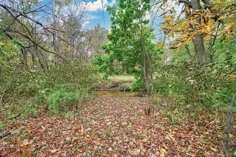 20 Pomeroy Meadow Rd, Easthampton, MA 01027 photo 6