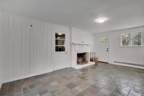 20 Pomeroy Meadow Rd, Easthampton, MA 01027 photo 11