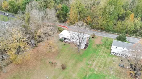 20 Pomeroy Meadow Rd, Easthampton, MA 01027 photo 40