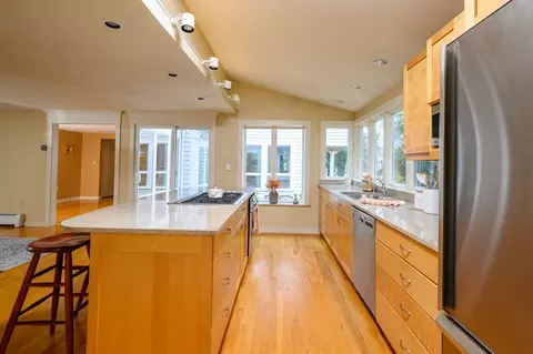 79 Whitcomb Ave, Hingham, MA 02043 photo 7