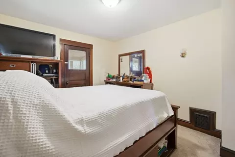 Bedroom - 122 Hasting St, Springfield, MA 01104 photo 4 of 6