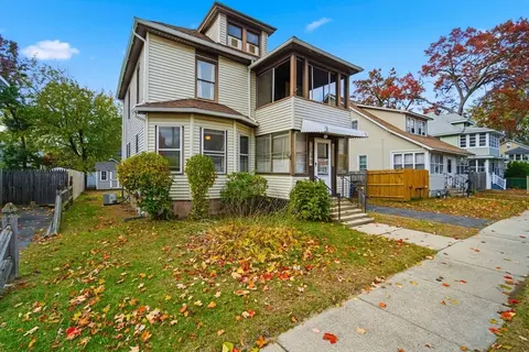 122 Hasting St, Springfield, MA 01104