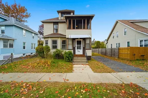 Exterior - 122 Hasting St, Springfield, MA 01104 photo 2 of 9
